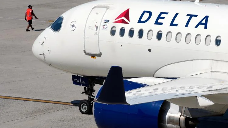 20 Delta passengers sue airline after 'significant...