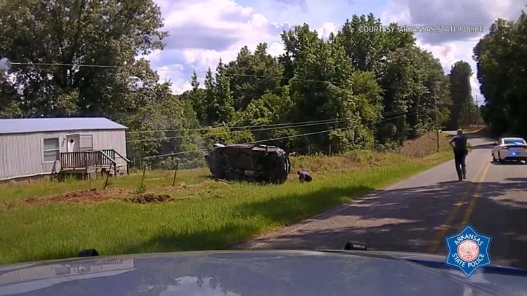 Baby ejected from car after Arkansas police pursuit ends...