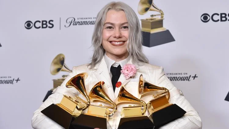 Phoebe Bridgers brings phone-free concert tour to Colorado