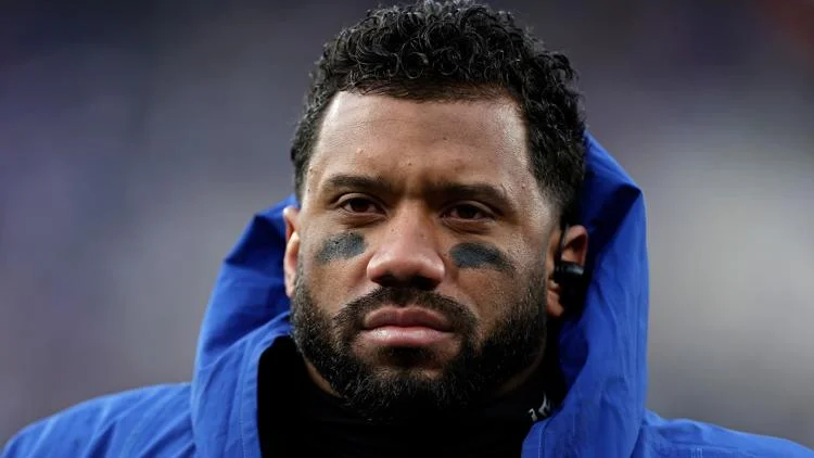 Russell Wilson announces he's leaving NFL, moving to CBS...