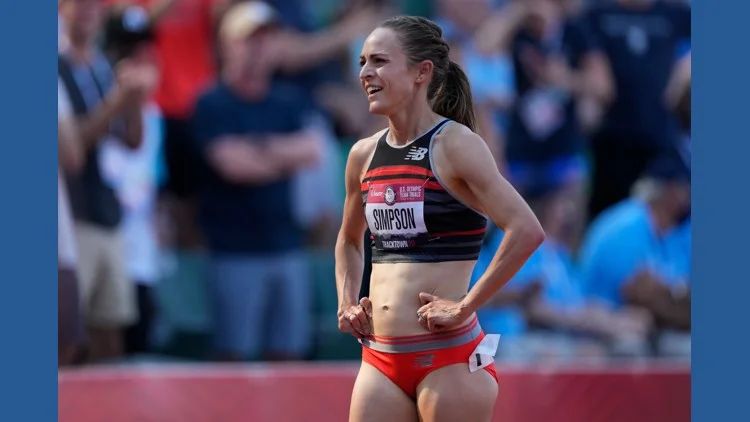 Olympic medalist Jenny Simpson collapses after medical...