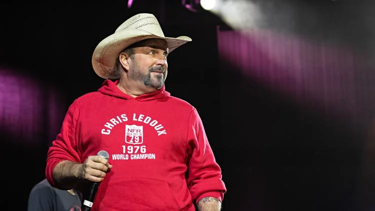 Garth Brooks may sell catalog in deal worth up to $2...