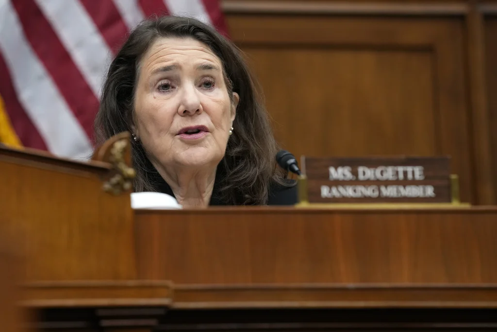 Super PACs drop $1.3M in last-minute spree to protect...