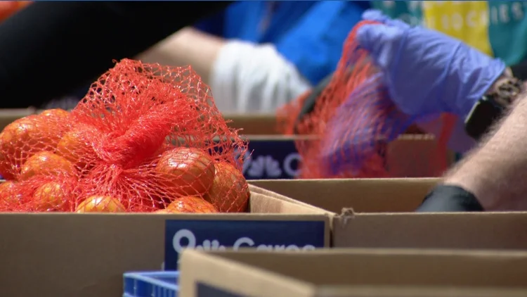 Colorado food banks unite to fight hunger, one box at a time