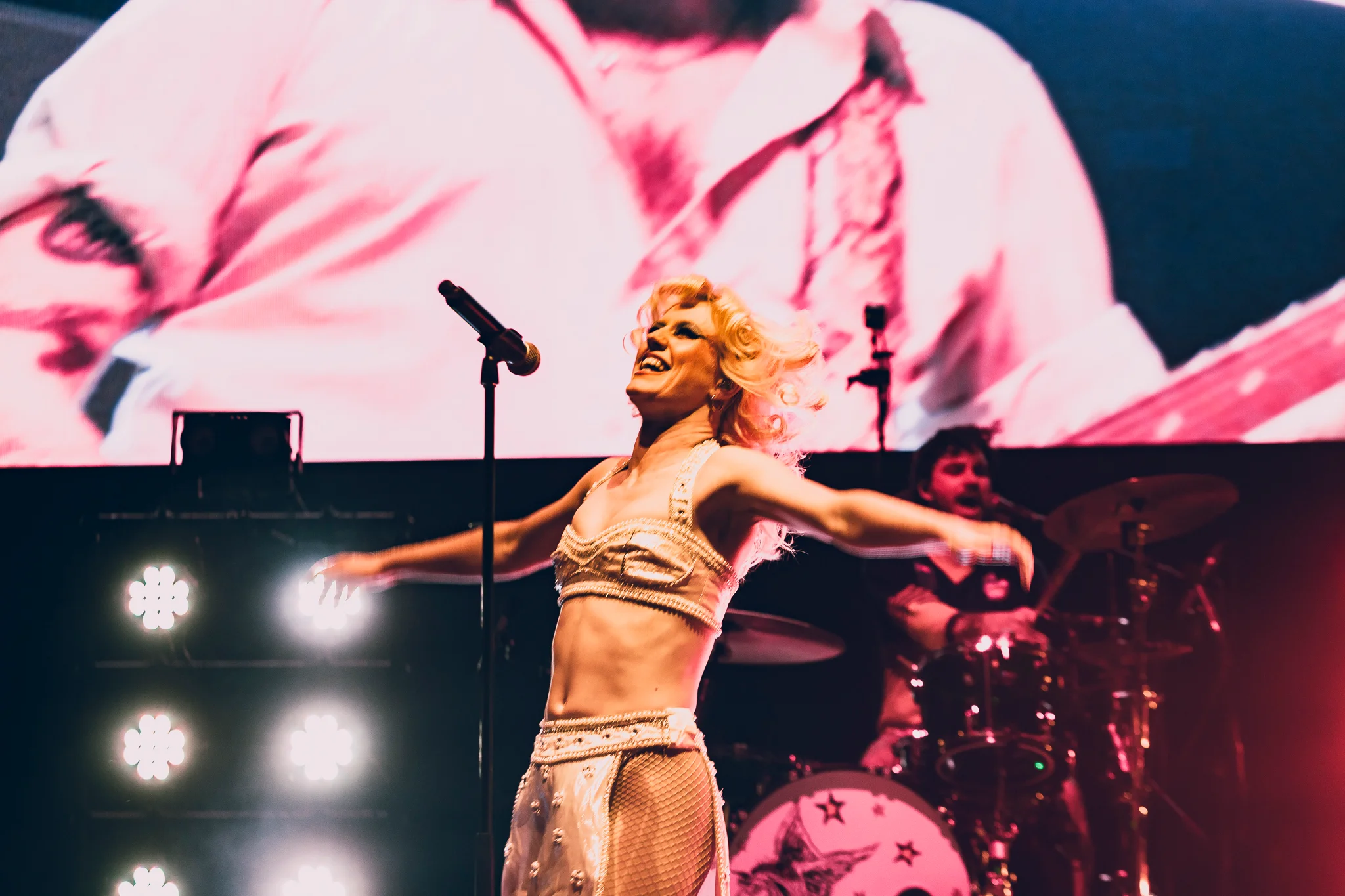 Review: Amyl and the Sniffers showed Red Rocks the power...