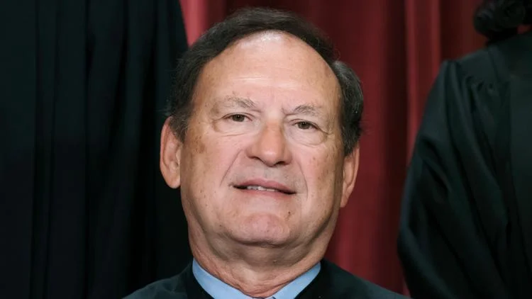 NPR retracts story reporting Justice Samuel Alito is...