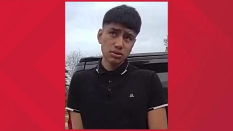 Police looking for teen involved in deadly crash with...